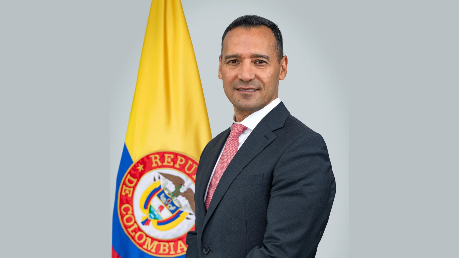 «Colombia entrenará Fuerzas Militares y de Policía de Haití» Entrevista con Pedro Sánchez, ministro de Defensa.