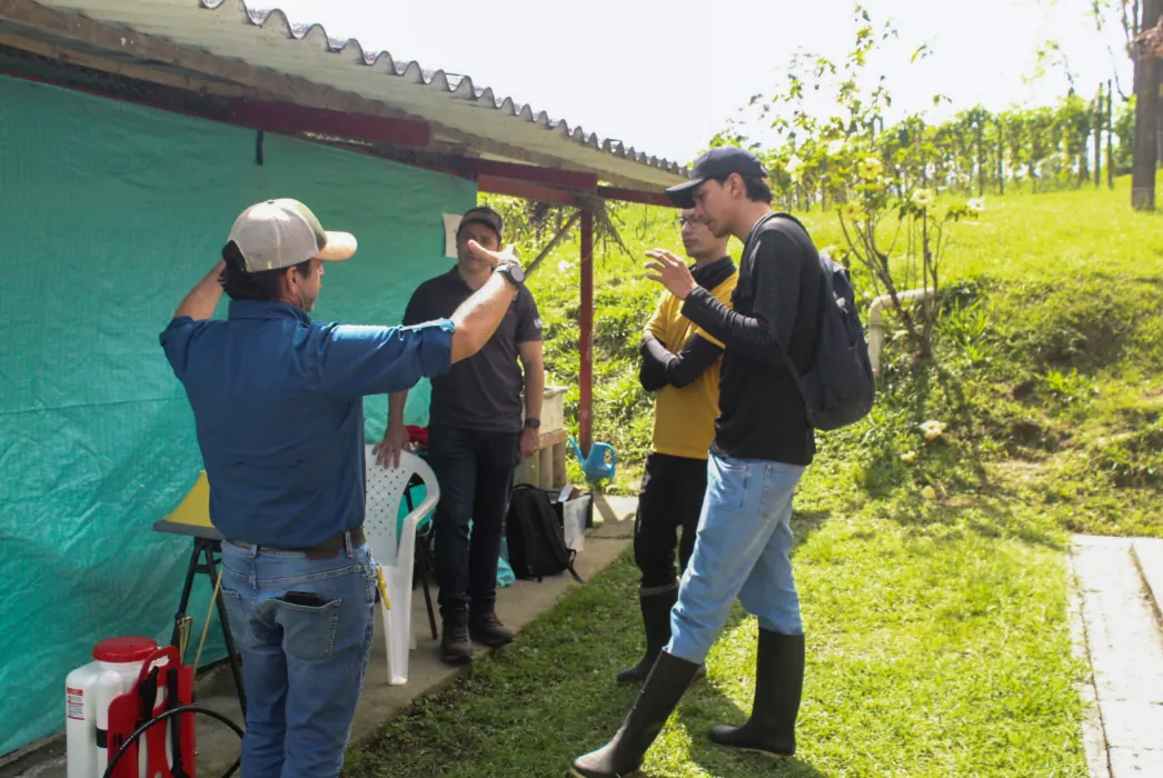 Productores de La Bella fueron capacitados en manejo de plaguicidas