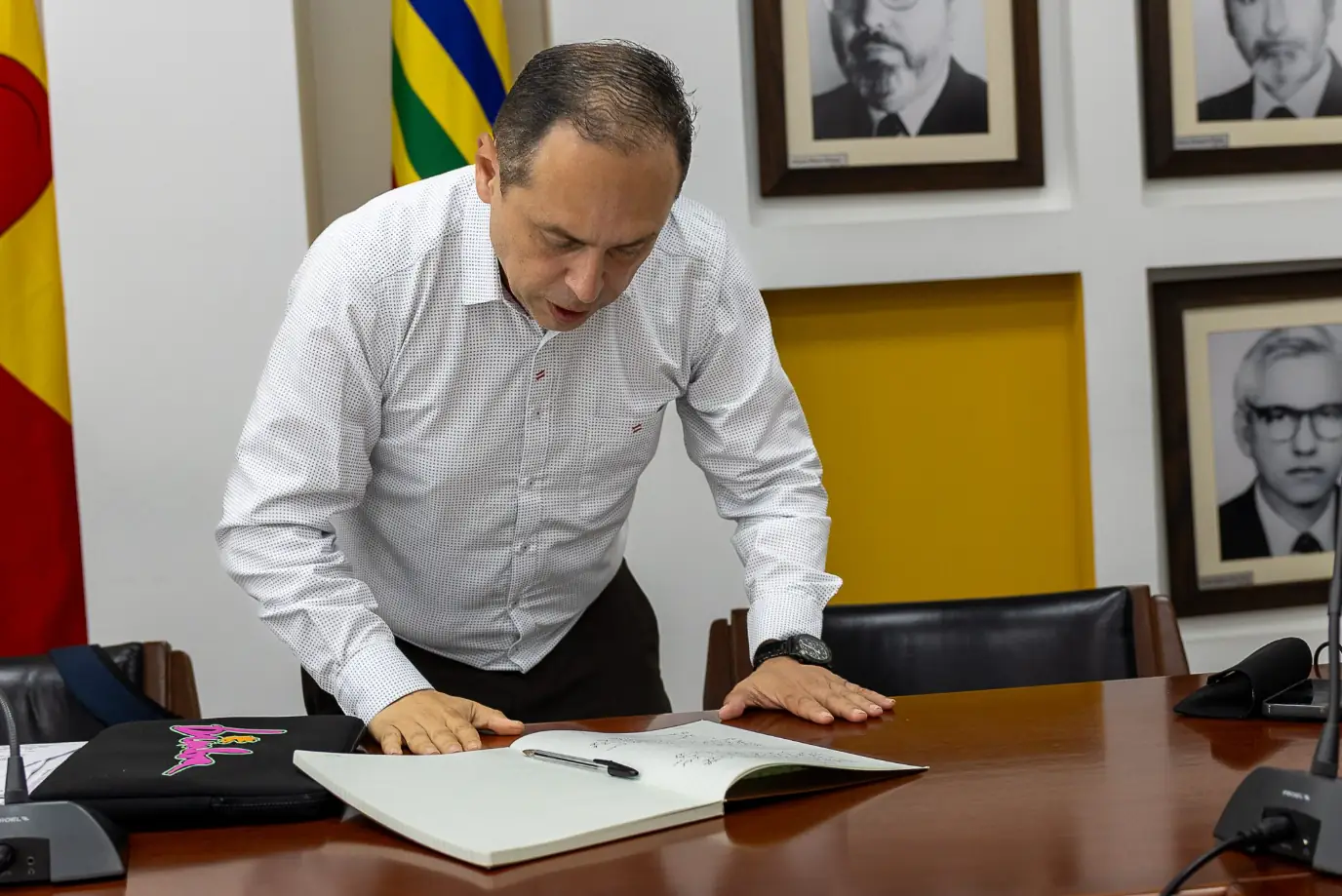 Andrés Escobar Mejía se posesiona como representante de los docentes ante el Consejo Superior de la UTP