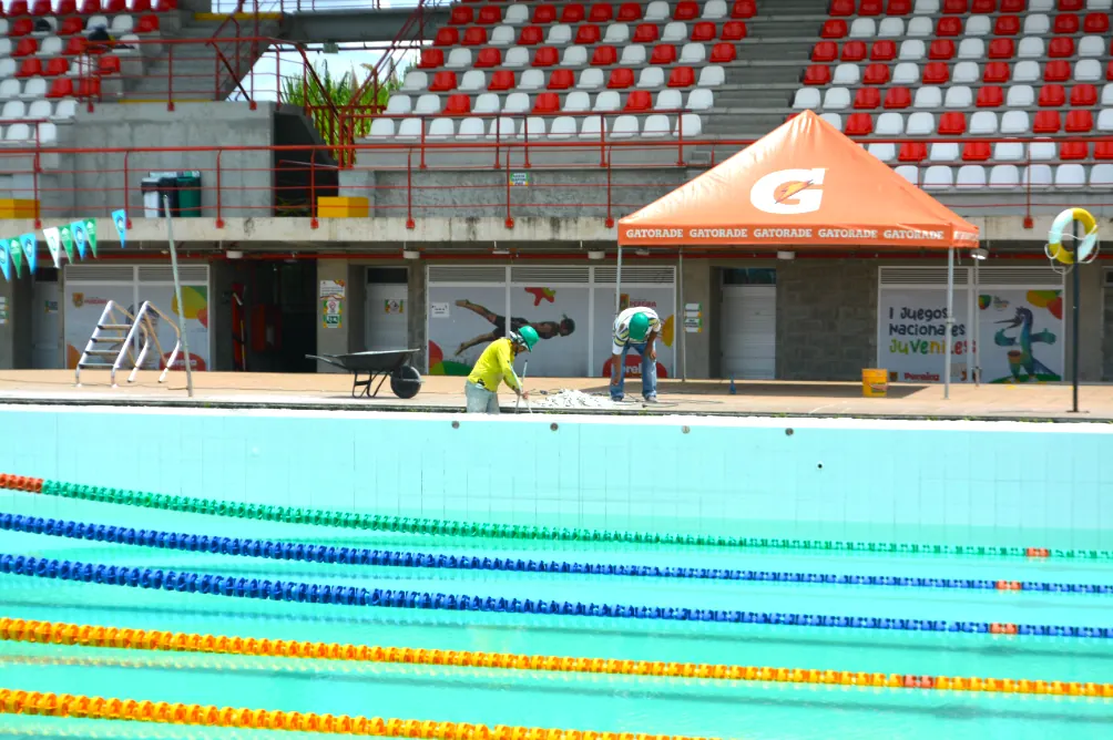 Avanzan con éxito las obras de reparación por garantia en las piscinas de la Villa Olímpica de Pereira