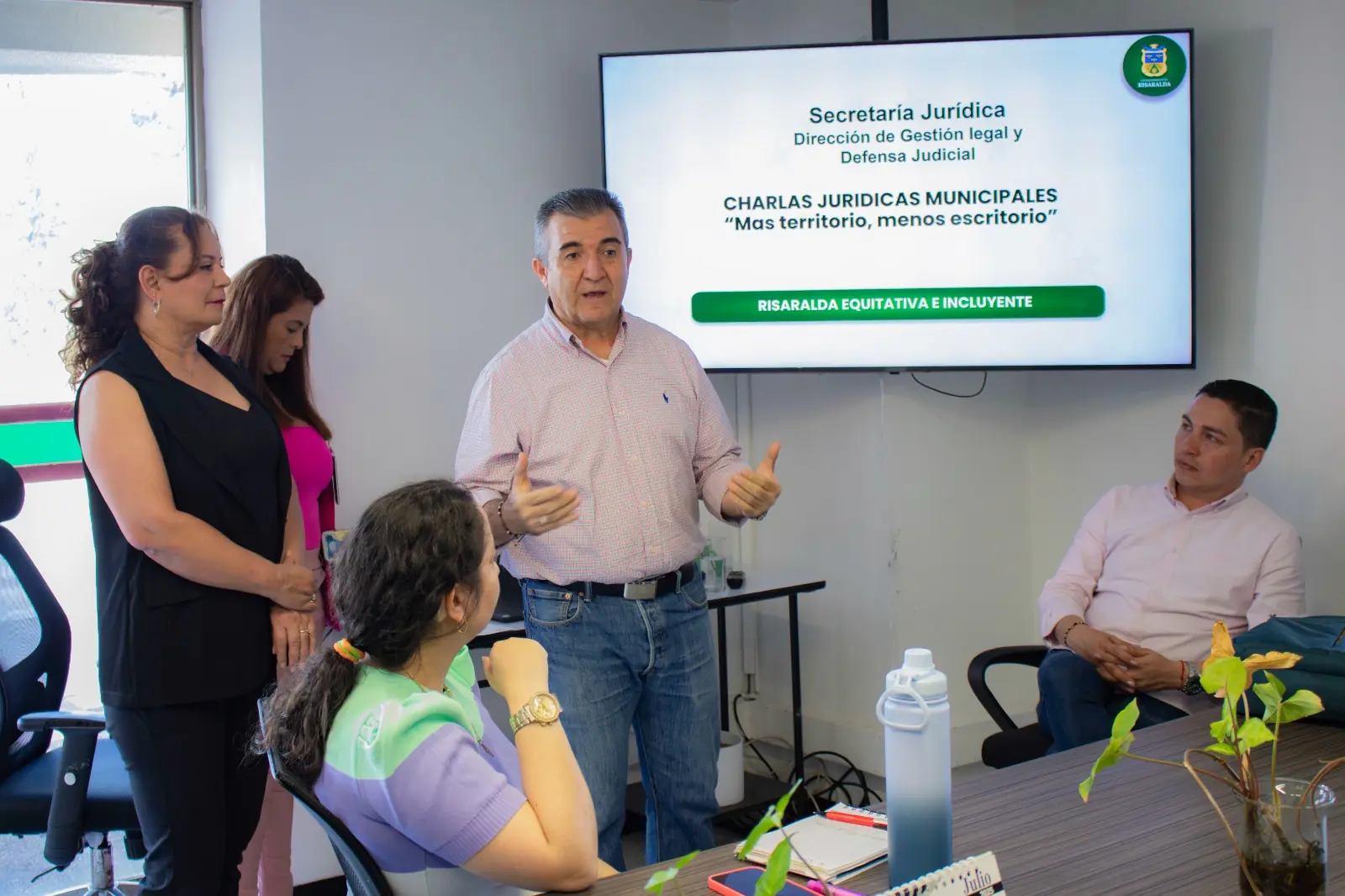 Gobernación de Risaralda fortalece capacidades jurídicas de funcionarios en Santa Rosa de Cabal