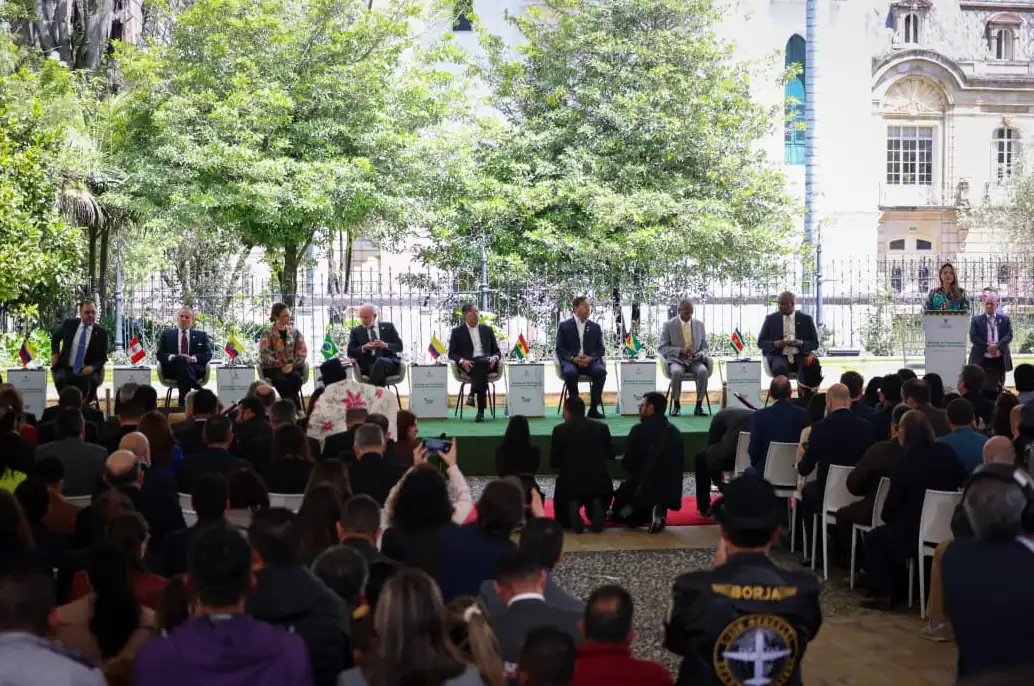 Adopción del Comunicado Conjunto sobre el Fondo Bosques Tropicales para Siempre (TFFF)