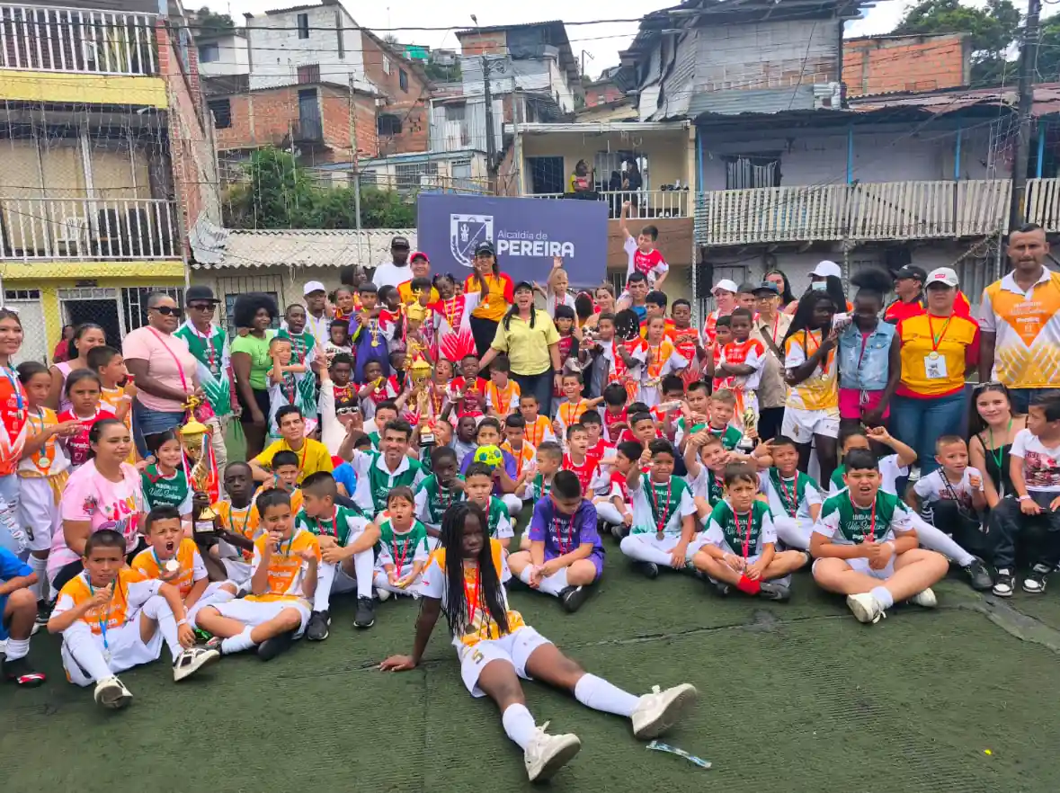 Villa Santana vivió la final del Mundialito de Fútbol con Valores