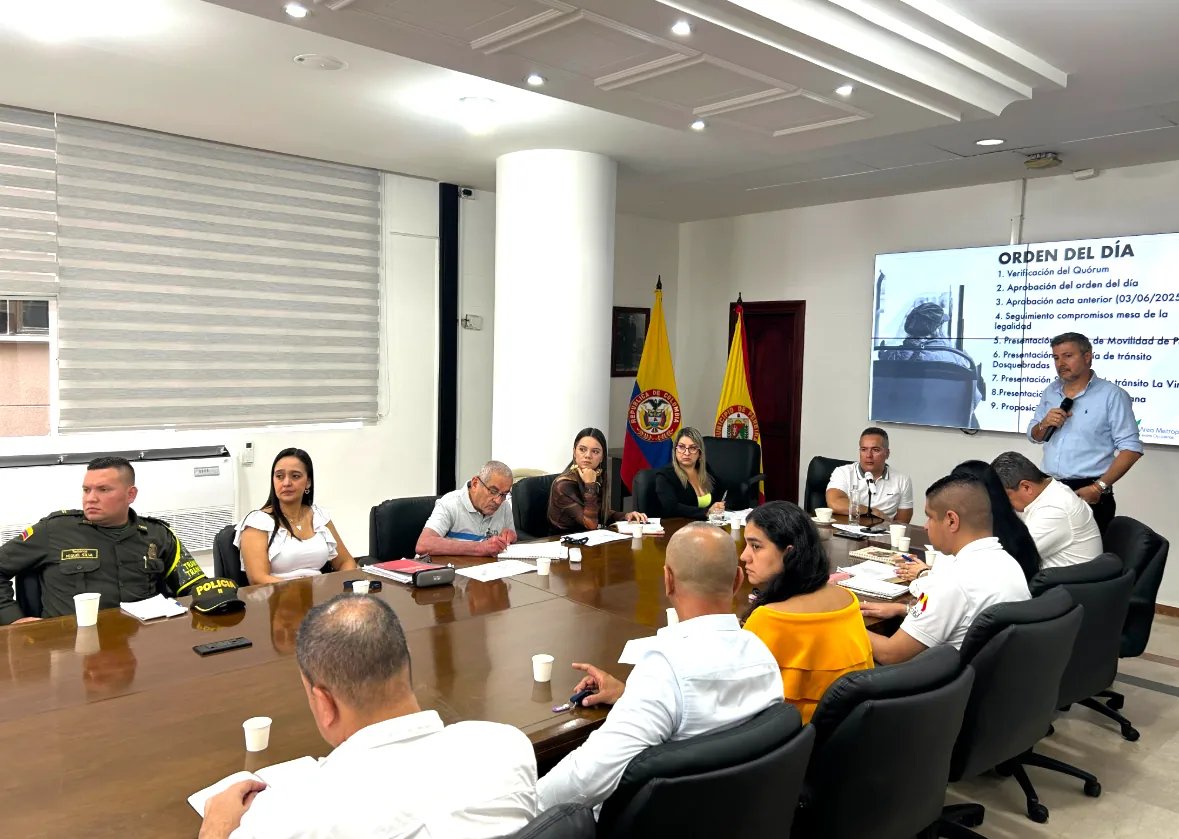 Cuarta Mesa de la Legalidad refuerza compromiso con el transporte formal