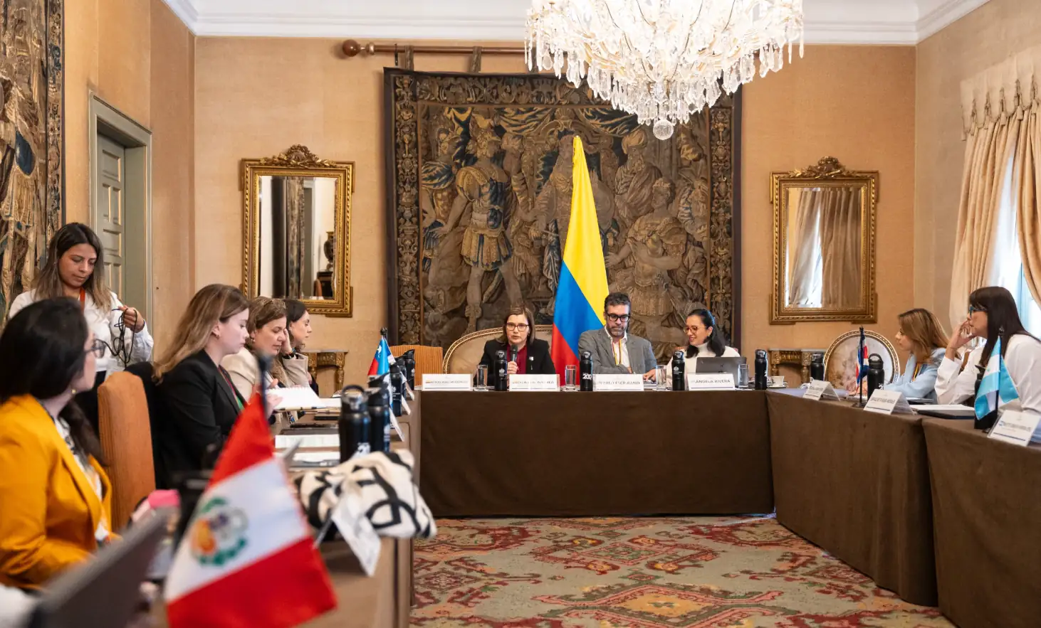 Cancillería es anfitriona de las reuniones de fortalecimiento de capacidades de los negociadores de AILAC de cara a la COP30