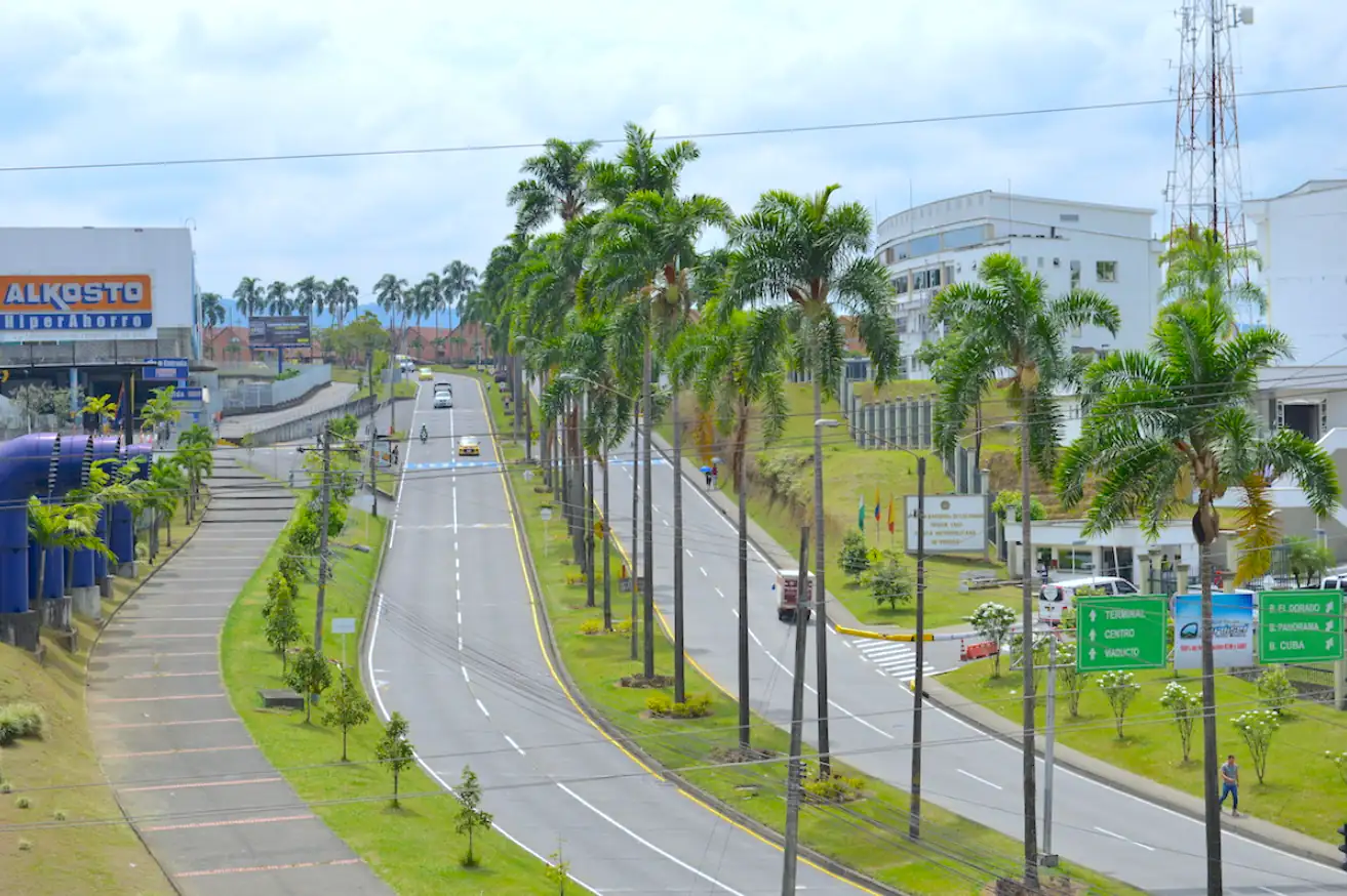CARDER apoya el Día sin Carro y sin Moto en Pereira para fomentar la movilidad sostenible y un aire más limpio