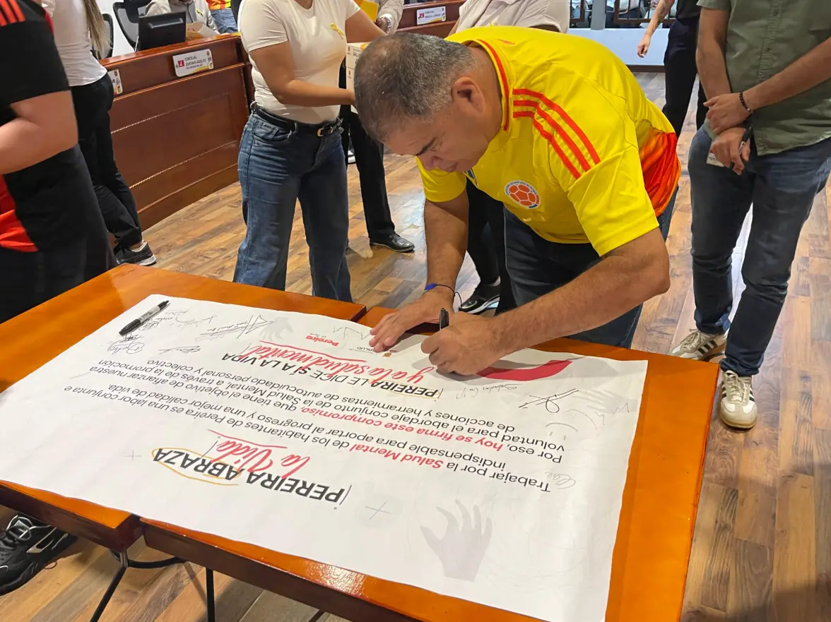 Alcaldía y Concejo de Pereira firman Pacto por la Vida en el mes de la Prevención de la Conducta Suicida