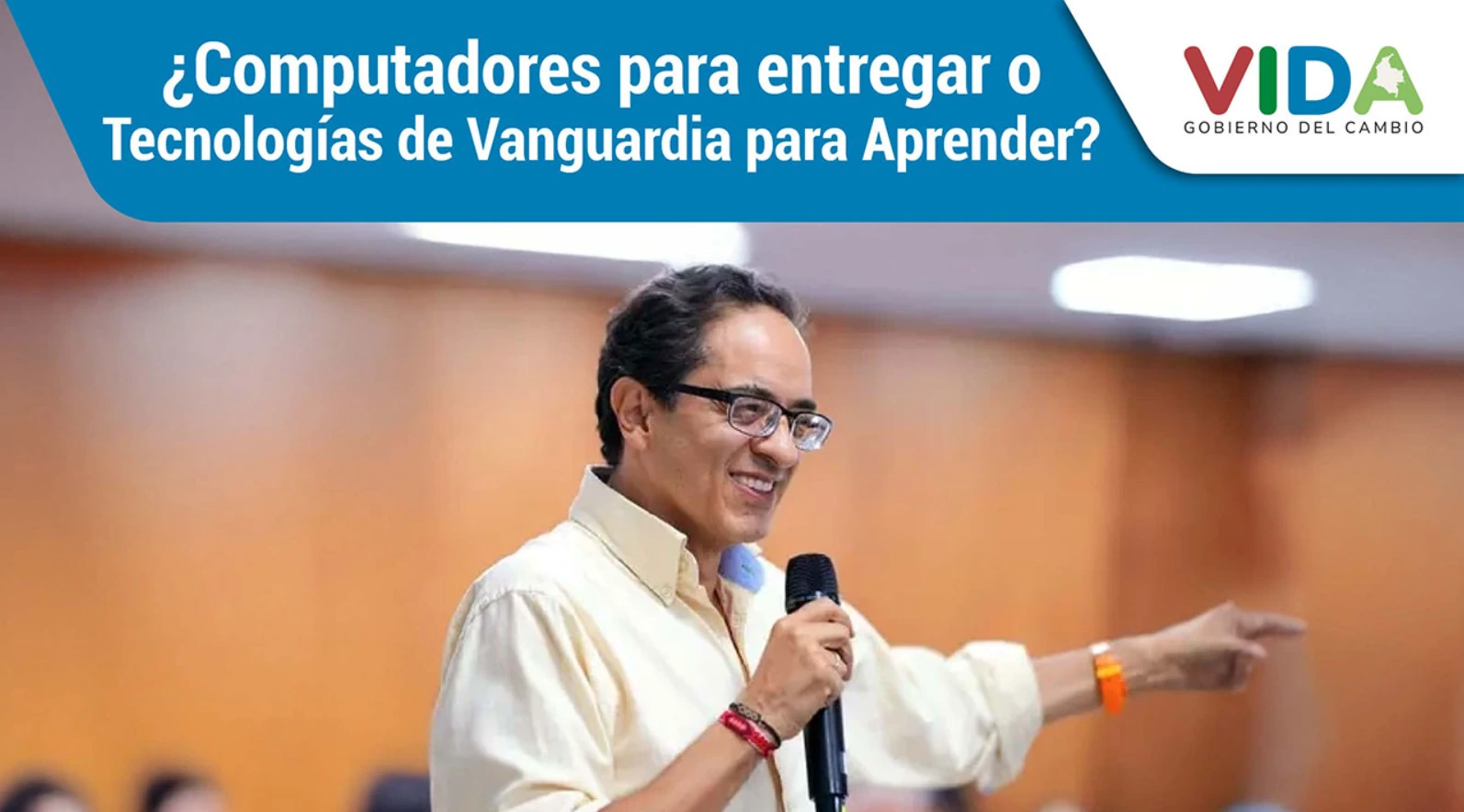 ¿Computadores para entregar o Tecnologías de Vanguardia para Aprender?