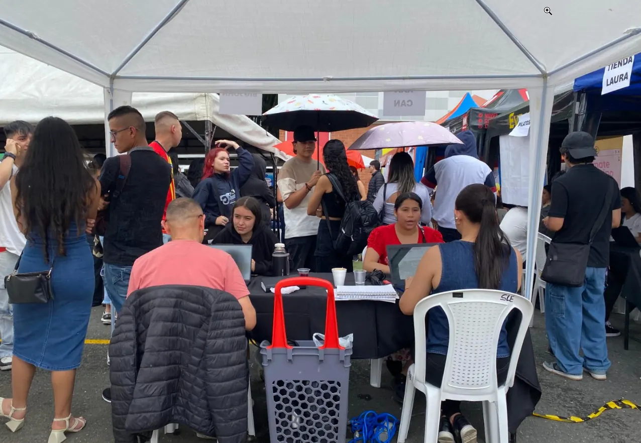 Más de 1.000 ciudadanos participaron en la tercera jornada de “Empleos que Transforman” en Dosquebradas