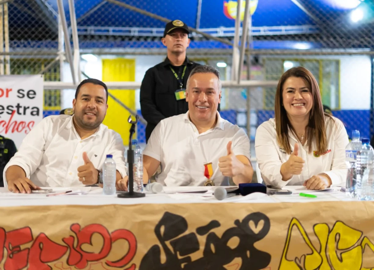 El alcalde le cumplió a los habitantes del Poblado