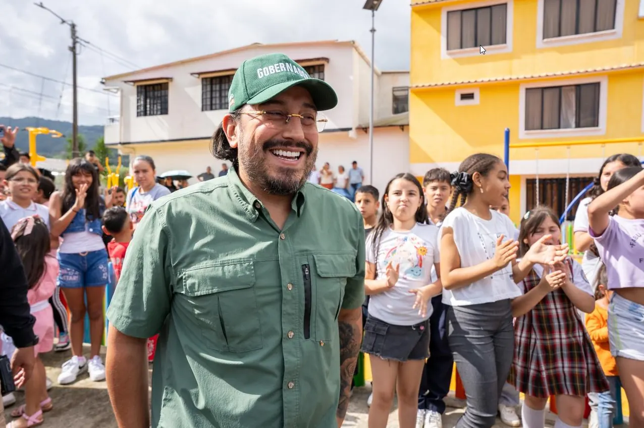Gobernador Juan Diego Patiño Ochoa inaugura modernos parques en Santa Rosa de Cabal