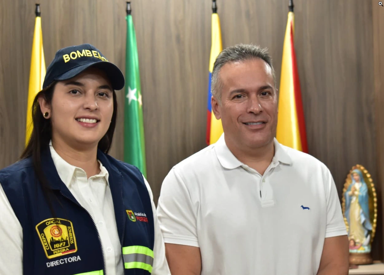 Por primera vez en 98 años, una mujer asume la dirección del Cuerpo Oficial de Bomberos Pereira