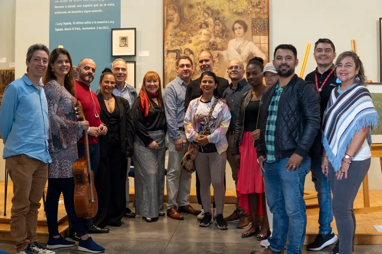 Homenaje a Lucy Tejada en sus 105 años de natalicio