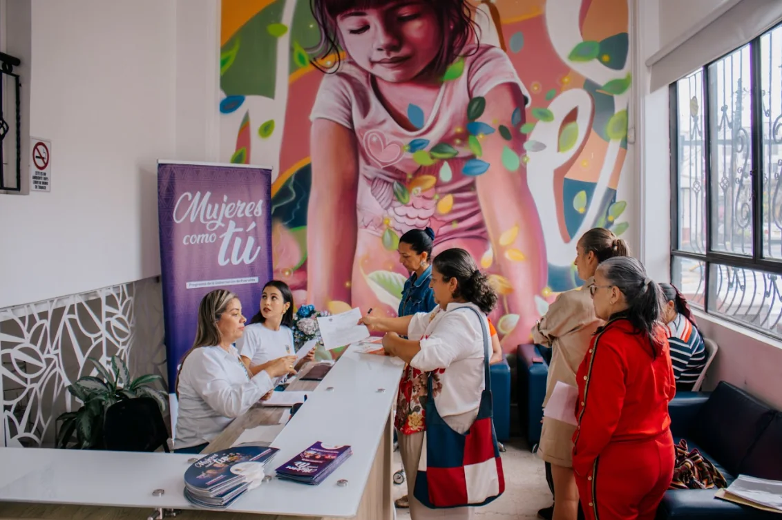 De telas incautadas a sueños confeccionados; el aporte de la Gobernación y de la DIAN a las mujeres risaraldenses