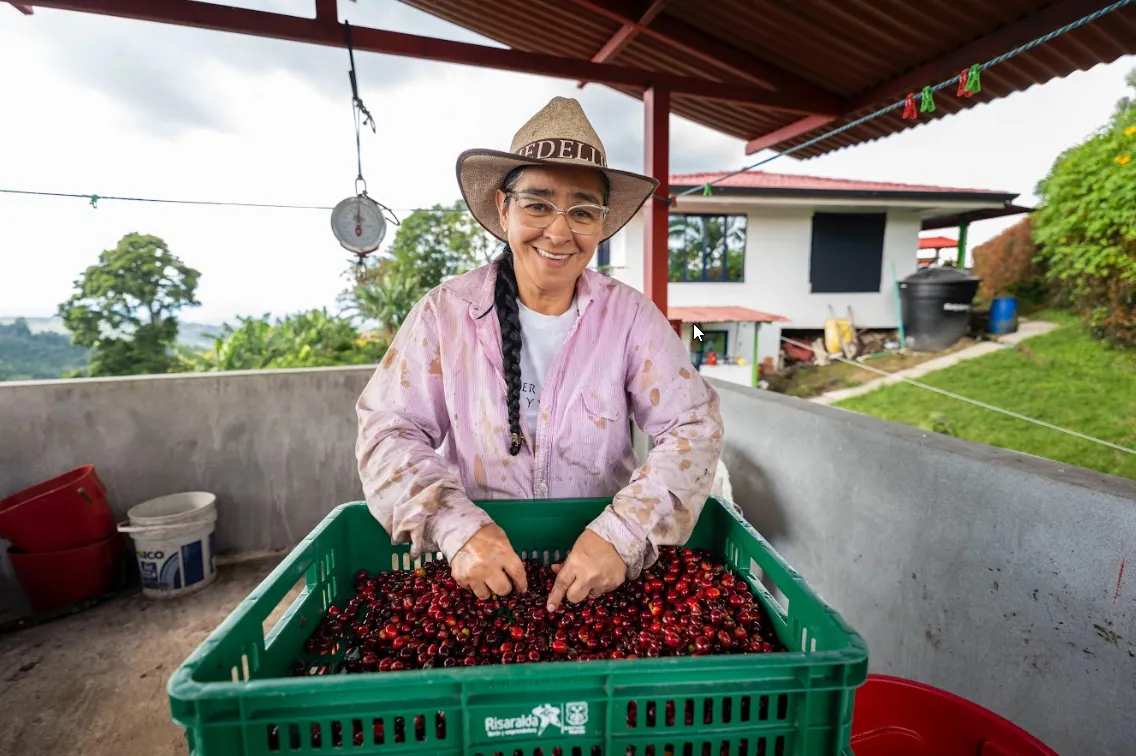 Los cafetales son refugio, inspiración y fuerza para Luz de Fátima