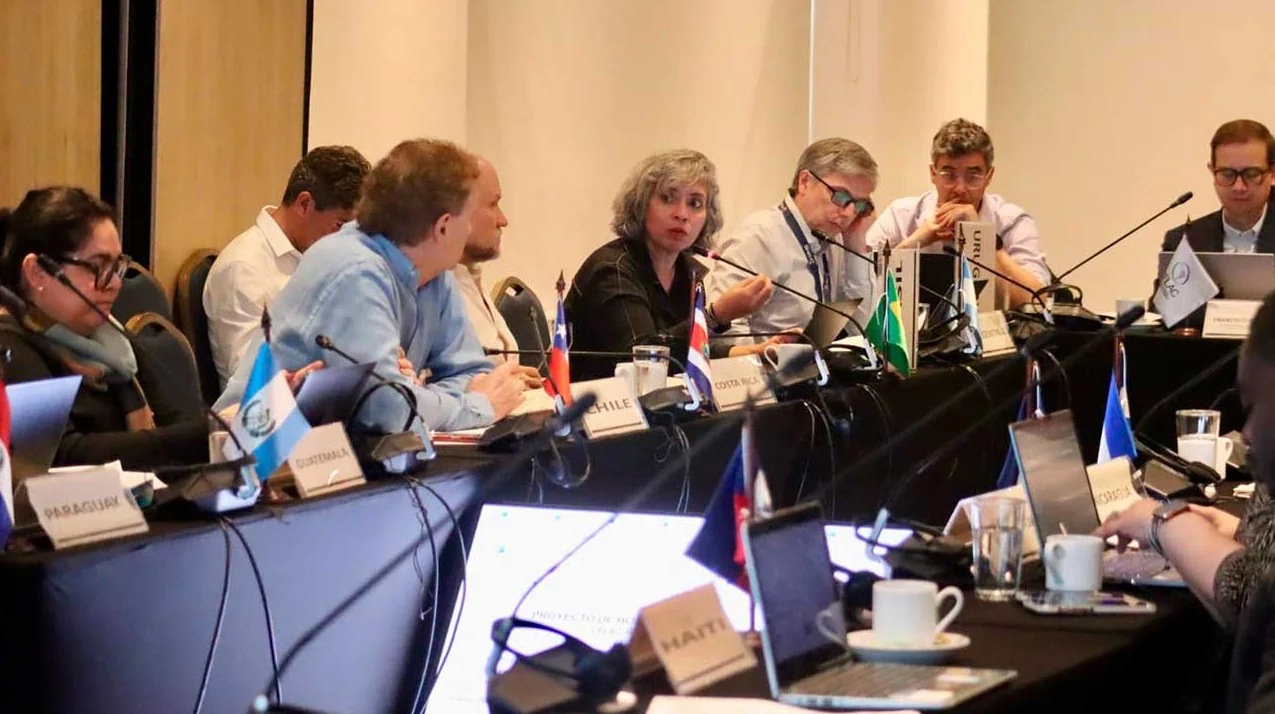 12 jefes de Estado, 6 vicepresidentes y 23 cancilleres en la IV Cumbre CELAC-UE 2025 de Santa Marta