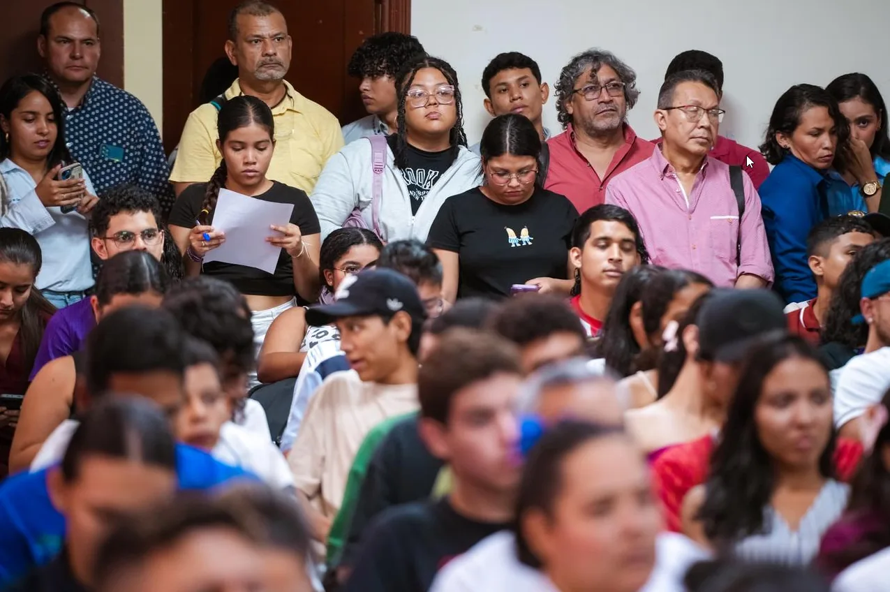 Se culmina con éxito las sesiones presenciales 2025 de la Academia Diplomática Popular