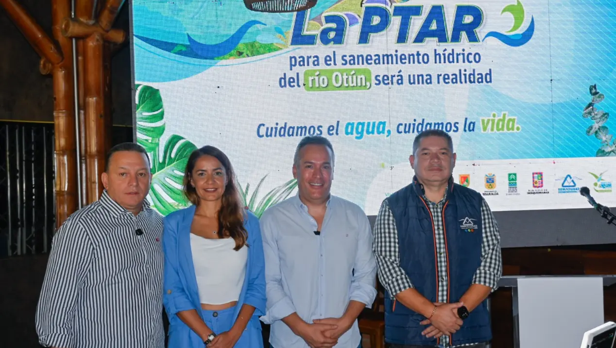 El alcalde Mauricio Salazar firma acuerdo sin precedentes que transformará el futuro ambiental de Pereira