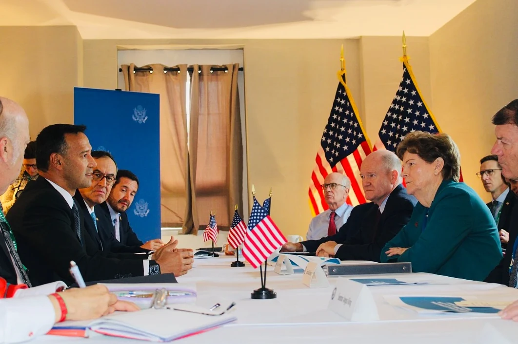 Congresistas de EE. UU. reconocen la lucha de Colombia contra el narcotráfico