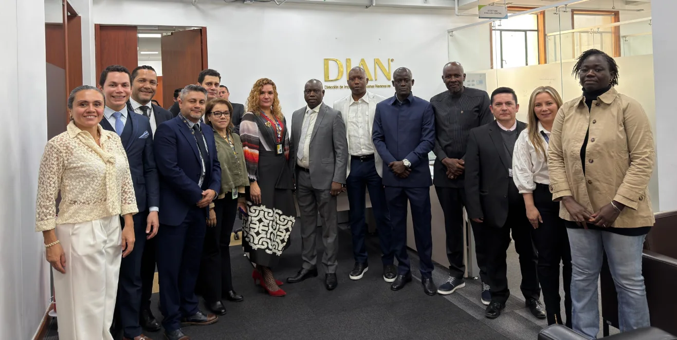 Colombia y Senegal estrechan cooperación con una semana de intercambio en Bogotá contra el narcotráfico y el crimen organizado