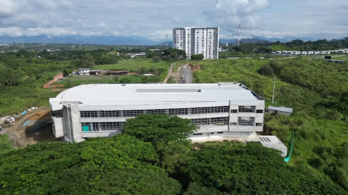 El Hospital Regional de Alta Complejidad avanza en la infraestructura de servicios públicos