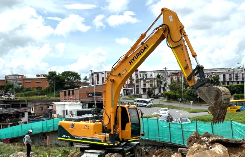 En cuatro frentes de trabajo avanzan las obras de la Nueva Intersección Corales