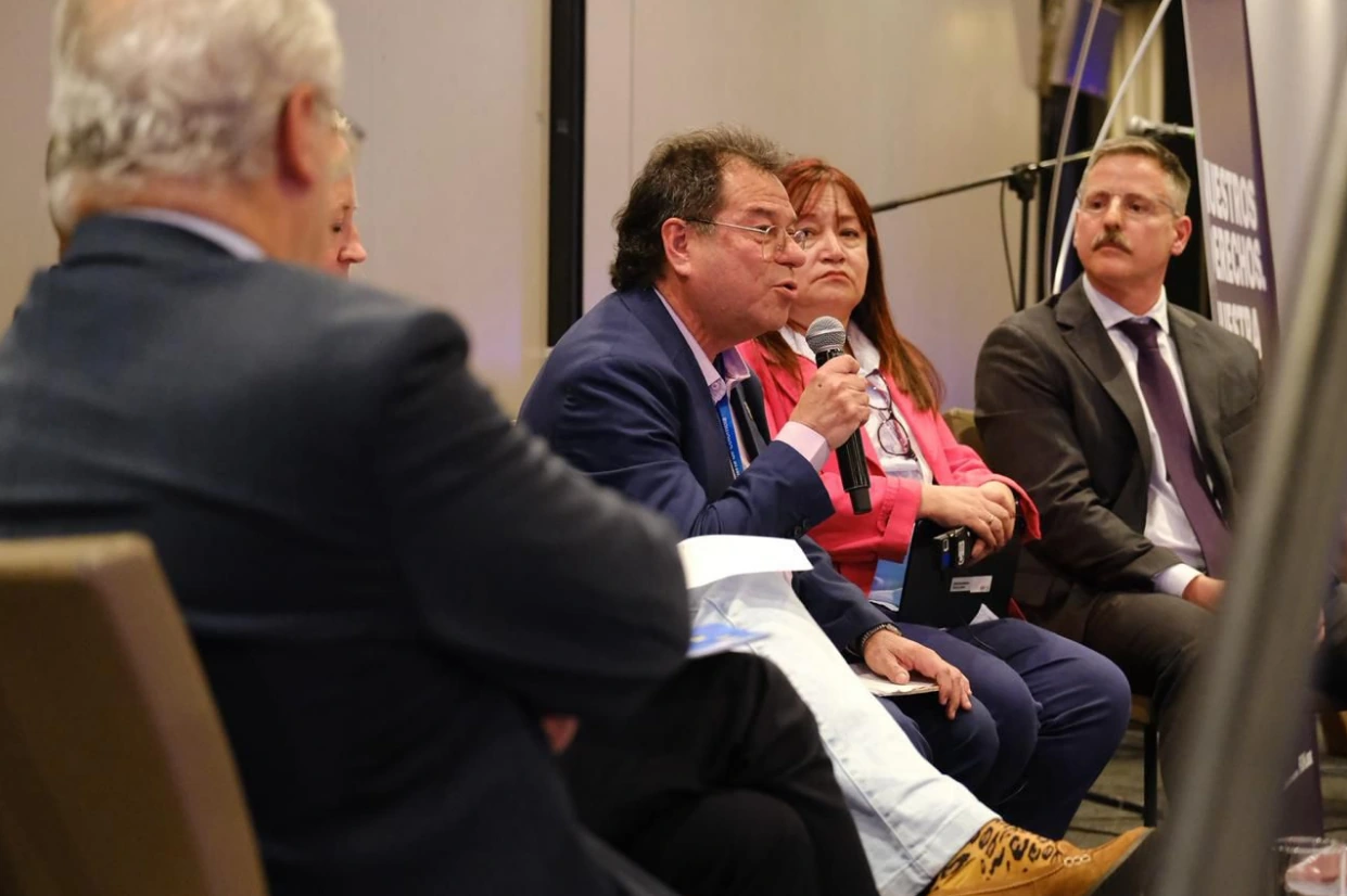 Congreso Mundial de Derechos Humanos en Bogotá llamó a defender la democracia y la justicia social frente a los retrocesos globales