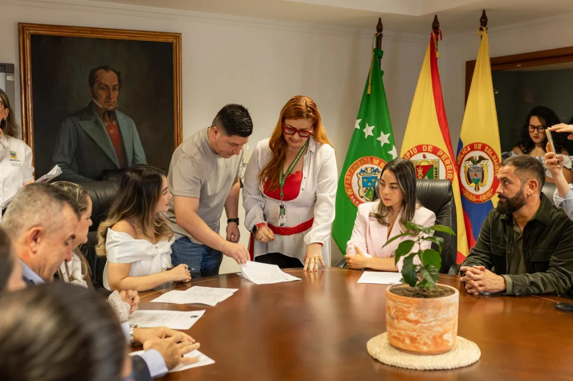 Gobernación de Risaralda posesionó a 25 funcionarios tras la creación de 15 nuevos cargos