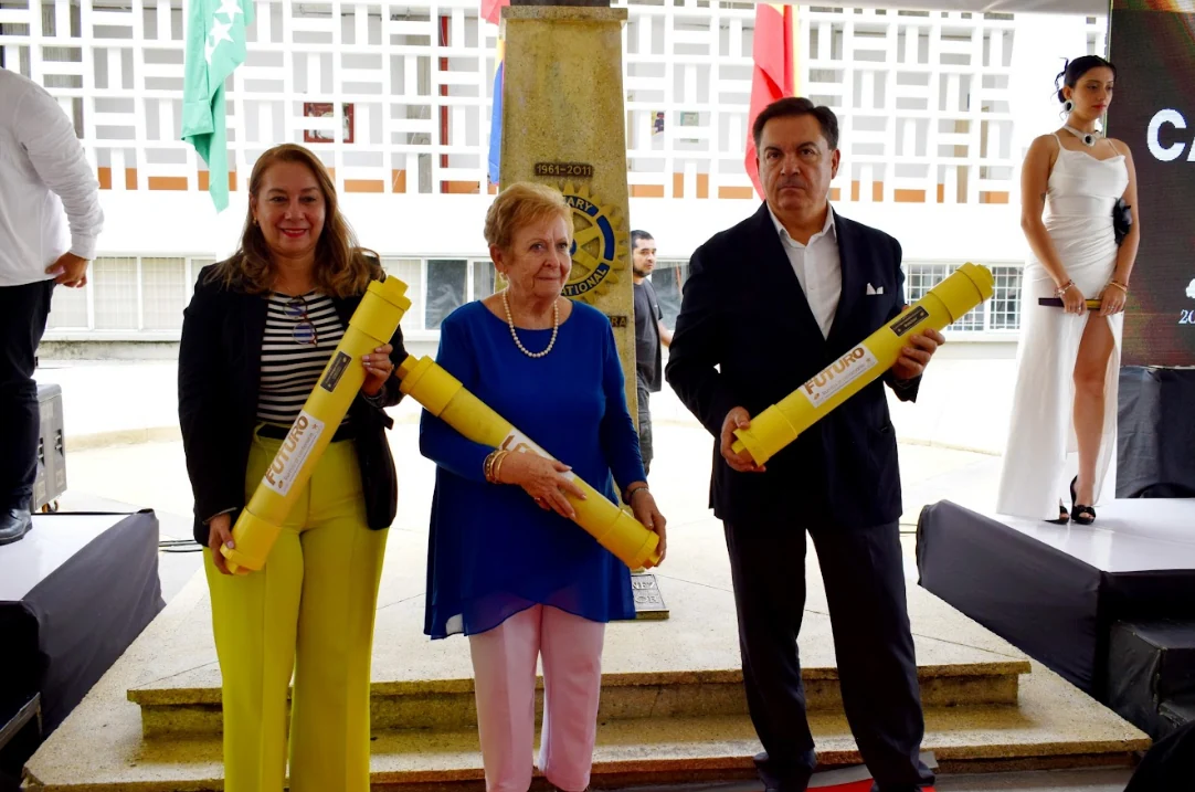 Gobernación de Risaralda fue testigo de la cápsula del tiempo de la UTP que se abrirá en el año 2061