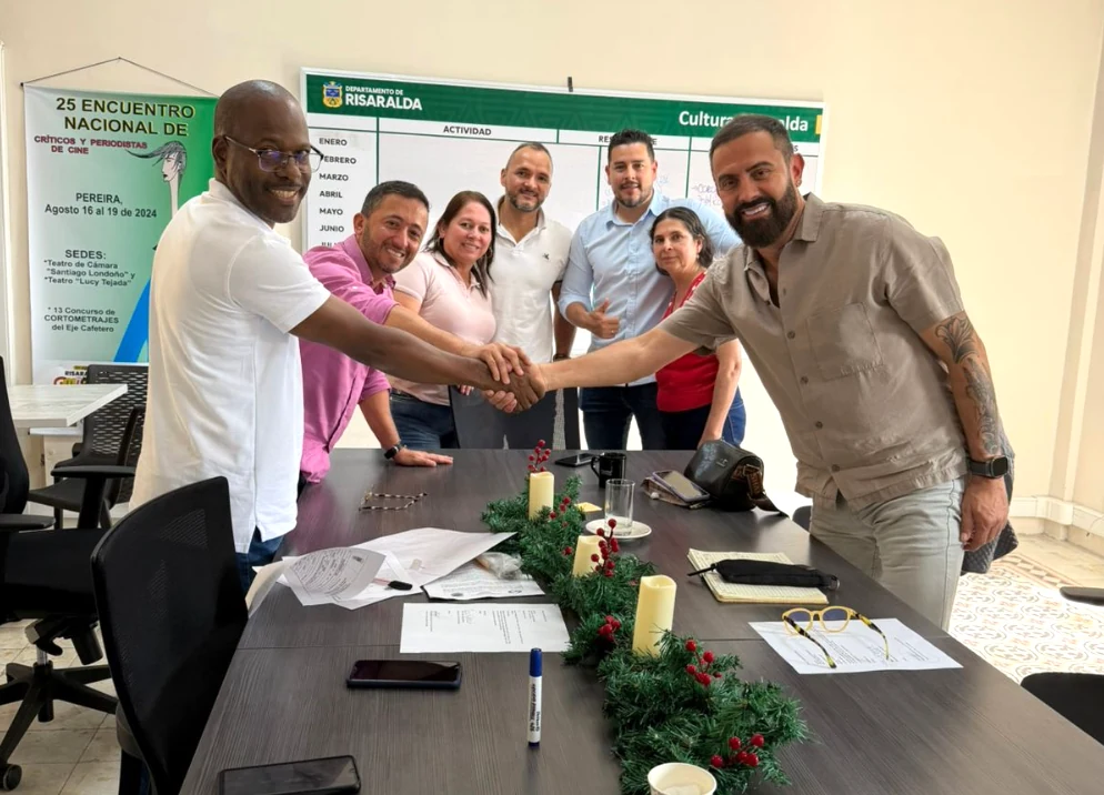 Darcio Mena asume como nuevo Representante Legal de la Casa de la Cultura de Marsella