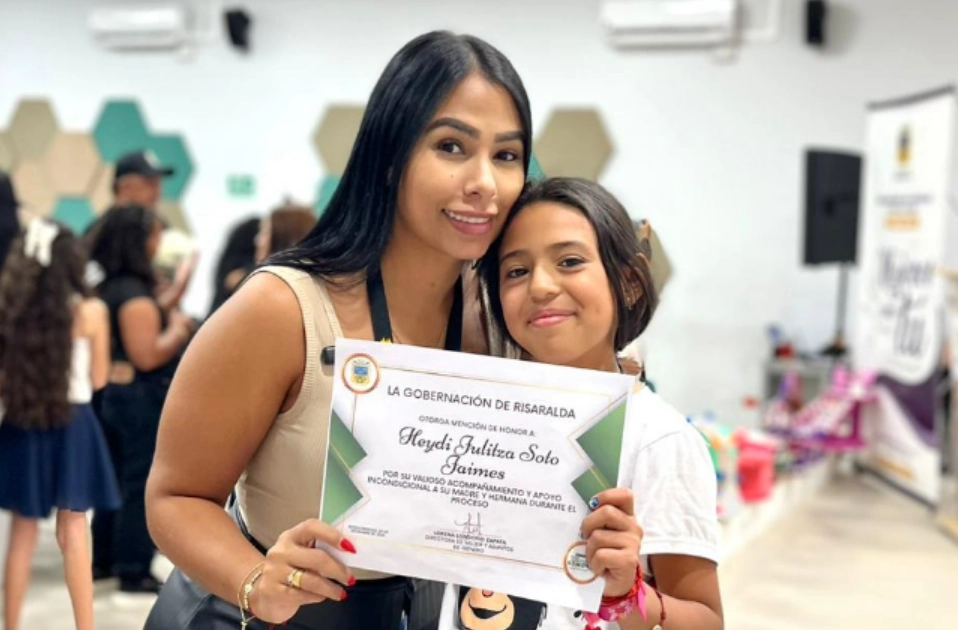 Mujeres graduadas fortalecen su independencia económica