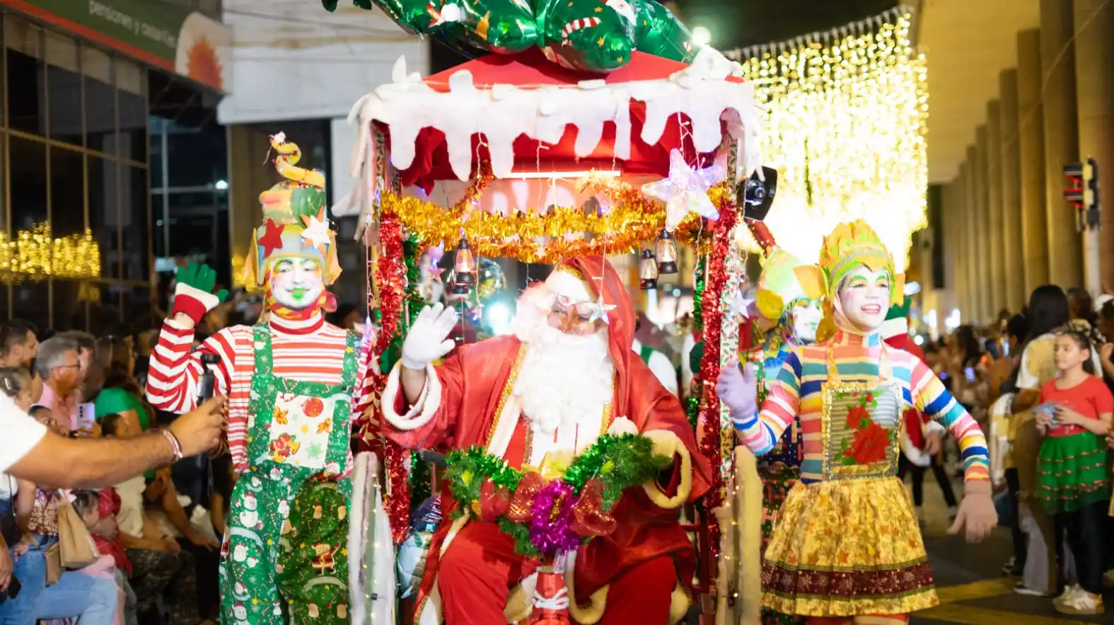 Pereira deslumbró a Colombia con la segunda versión de su gran desfile de Navidad