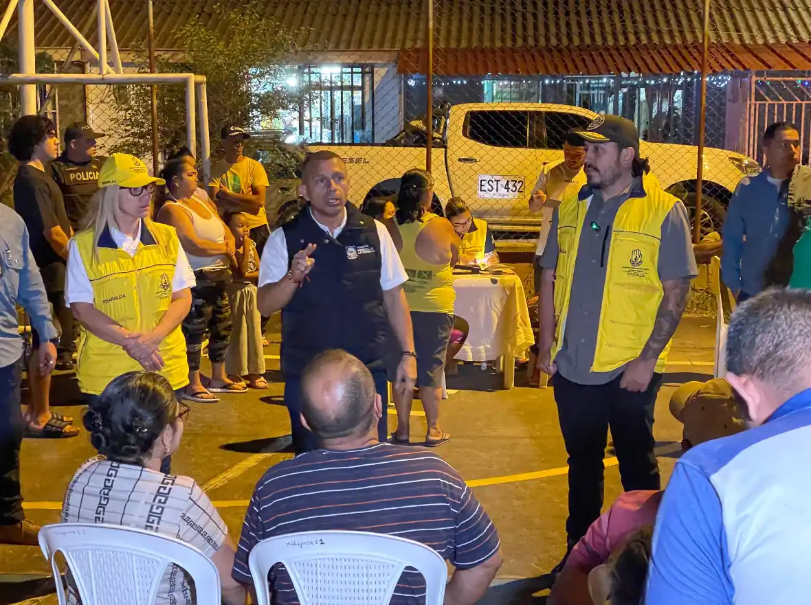 Atención oportuna del Gobernador de Risaralda a familias afectadas por vendaval en La Virginia