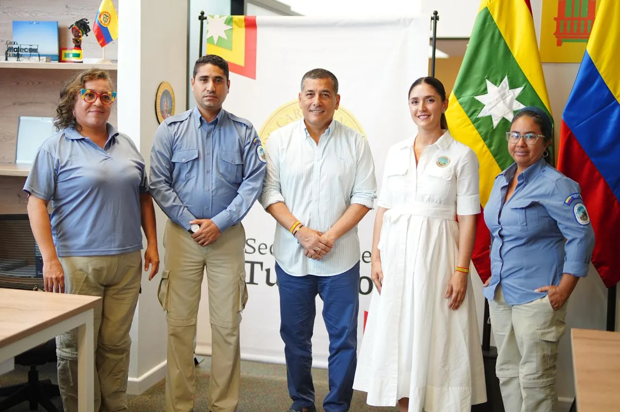 Alcalde Dumek Turbay se reunió con Parques Nacionales para revisar alcances y beneficios del seguro para visitantes de Corales del Rosario y San Bernardo