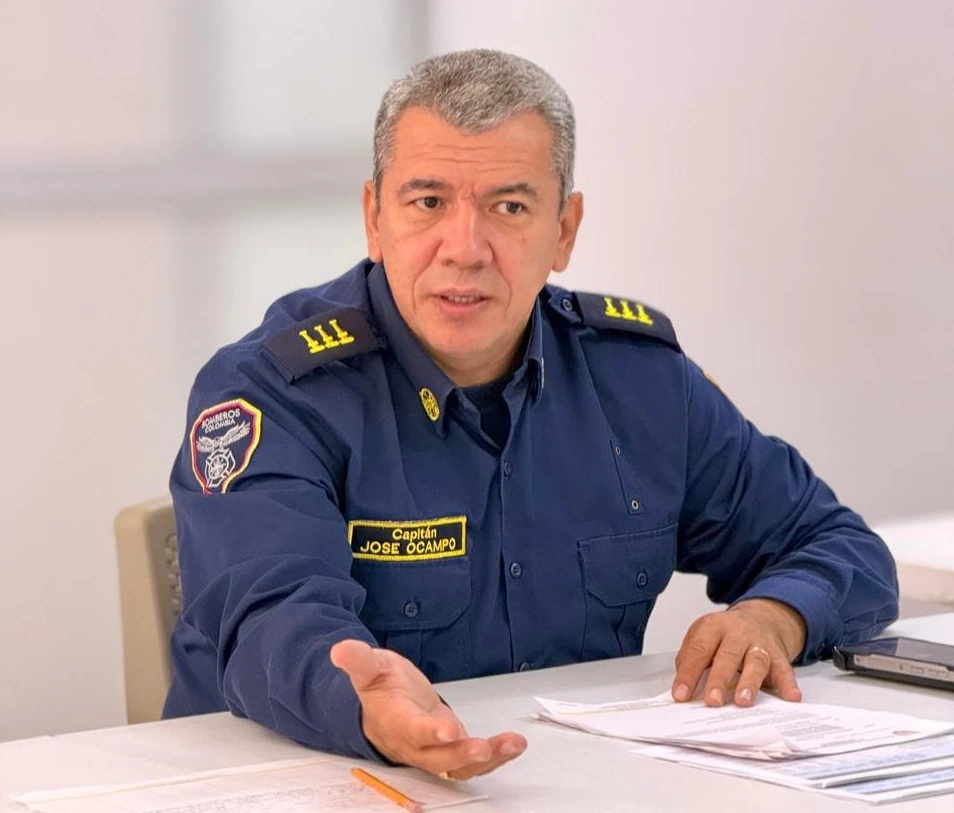 Dosquebradas fortalece su capacidad de respuesta ante emergencias con la llegada de su primera máquina de bomberos certificada internacionalmente