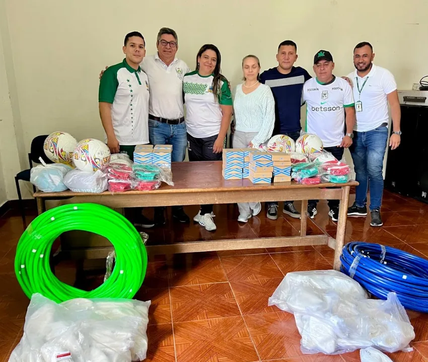 Colegios de los municipios de Quinchía, Guática y Belén de Umbría recibieron dotación deportiva