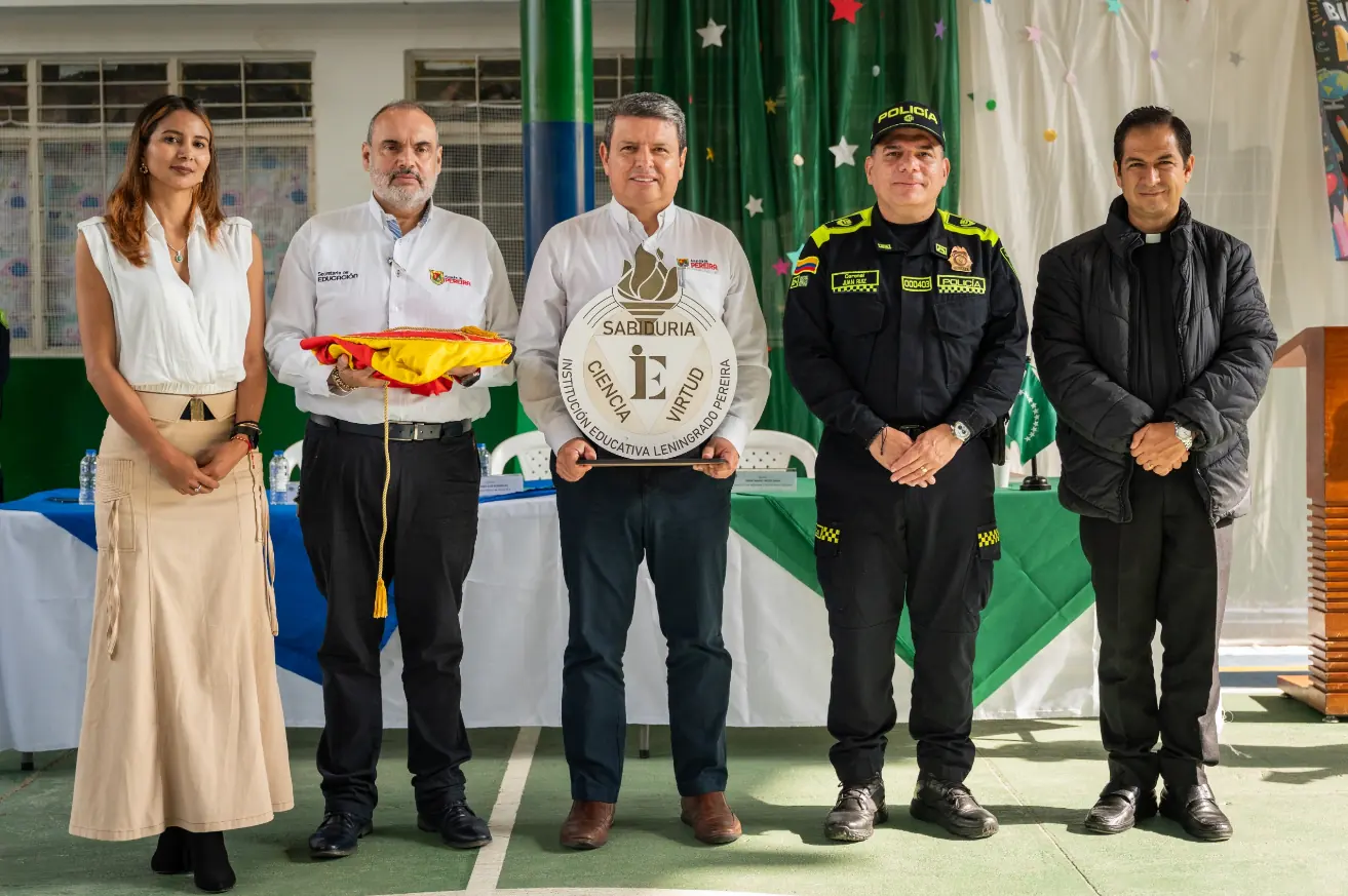 Con toda la Canasta Educativa garantizada y en total normalidad, regresaron los estudiantes de Pereira a las aulas