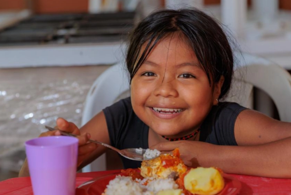 Donde el camino es largo, el alimento llega primero: una historia del PAE en el corazón indígena de Risaralda