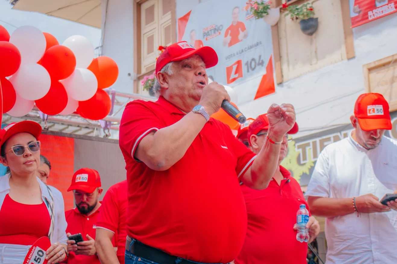 Recorridos y cierres de campaña multitudinarios consolidan a Diego Patiño como el Senador del Eje Cafetero