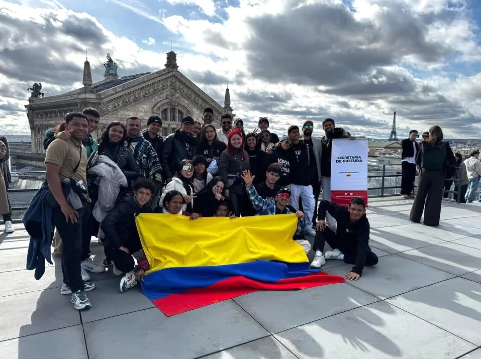 PEREIRA HACE HISTORIA EN EL CARNAVAL DE NIZA, FRANCIA