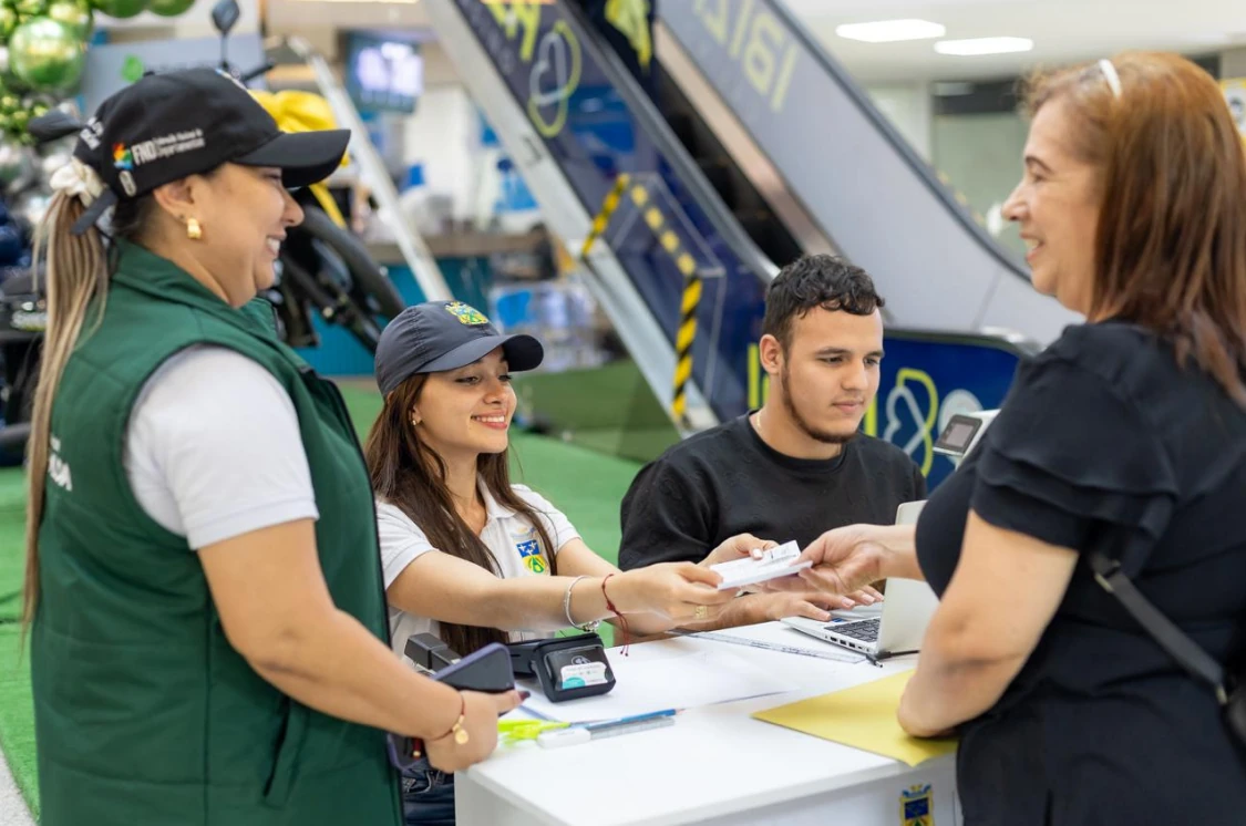 El centro comercial Bolívar Plaza ya tiene punto de liquidación y pago del Impuesto Vehicular