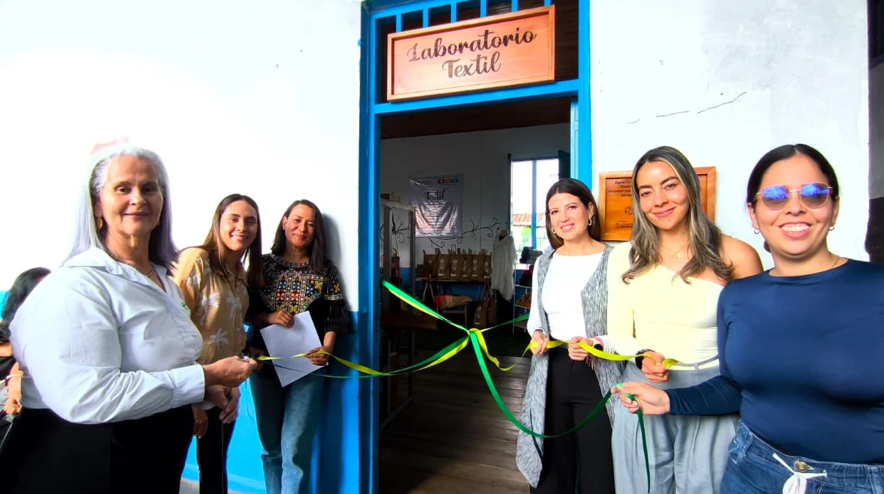 Gobernación de Risaralda inauguró el Laboratorio de Co-creación Textil CEPAS en Santa Rosa de Cabal