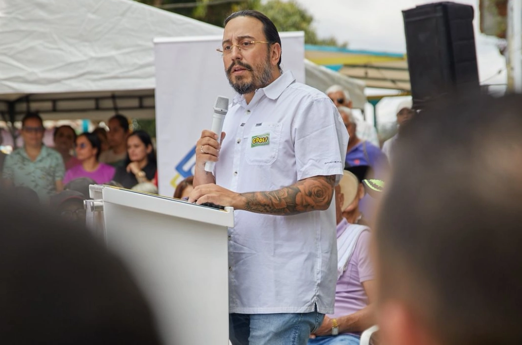 Gobernador Juan Diego Patiño entrega en Marsella la inversión más alta del Presupuesto Participativo en Risaralda