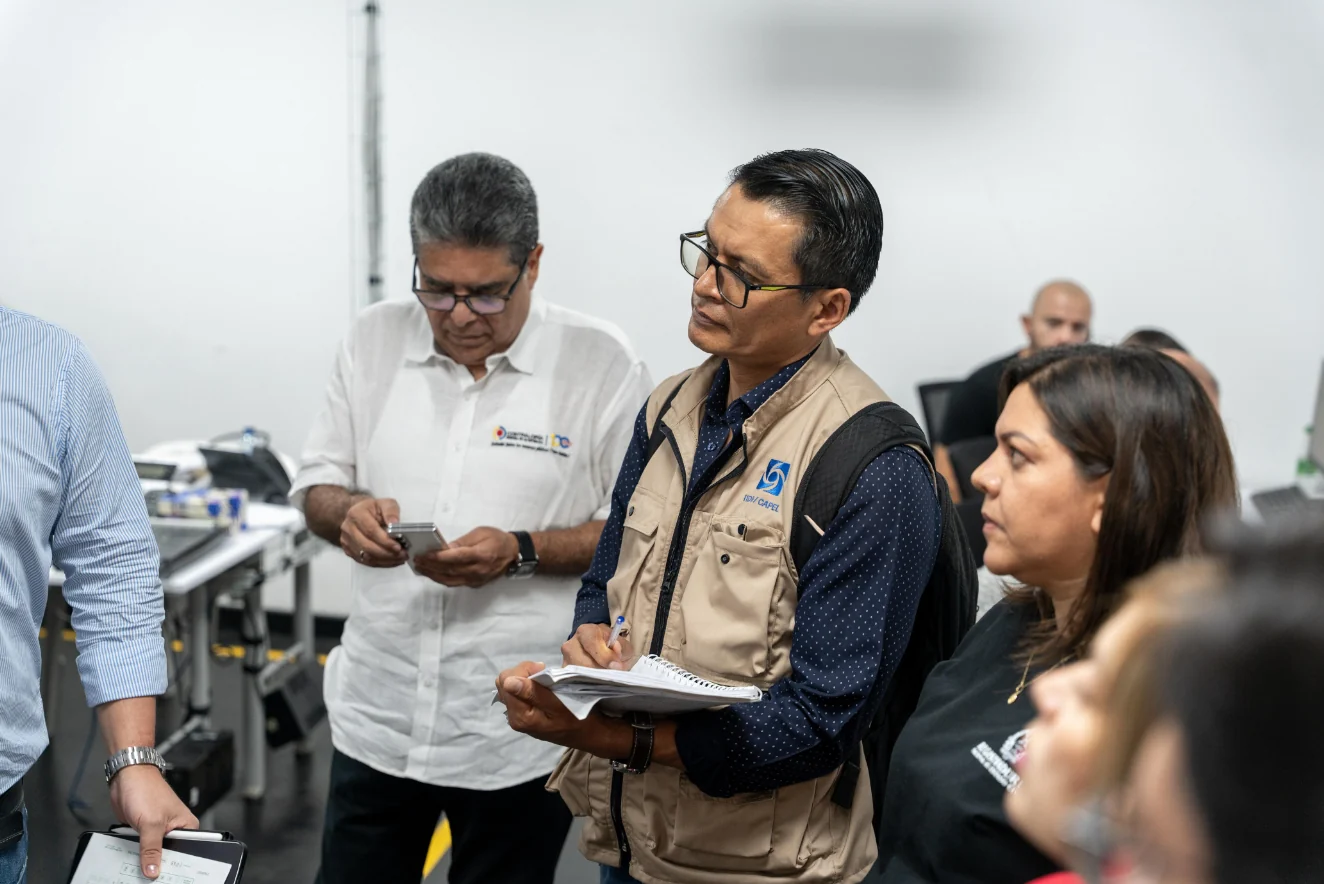 Los sistemas de información (software) de las elecciones son auditados por el instituto internacional CAPEL