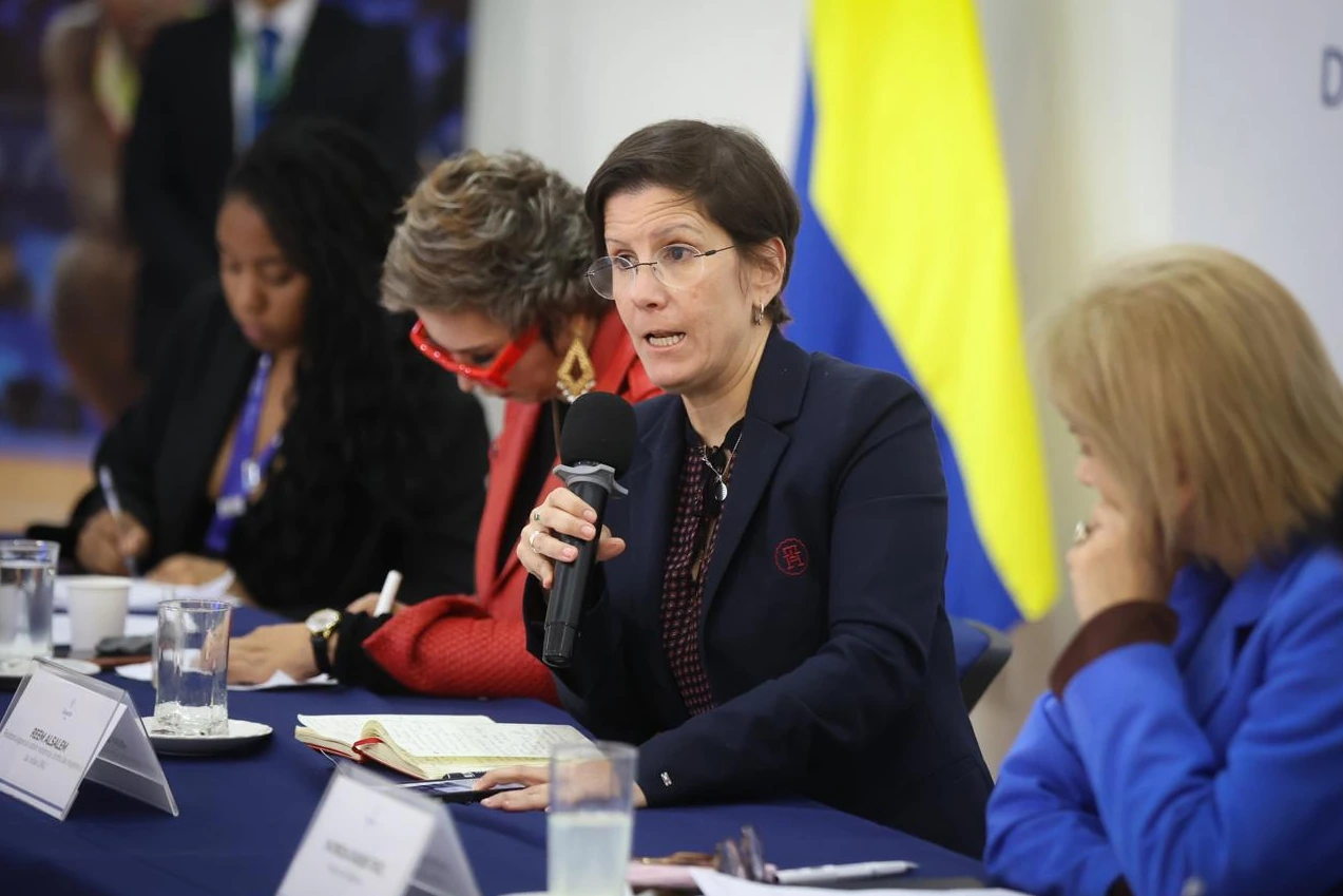 El Ministerio del Deporte fortalece acciones para prevenir la violencia contra mujeres y niñas en el deporte