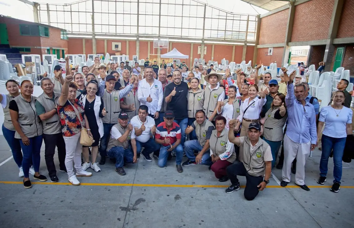 Gobernador Juan Diego Patiño Ochoa impulsa acción comunal, educación y desarrollo rural en Apía