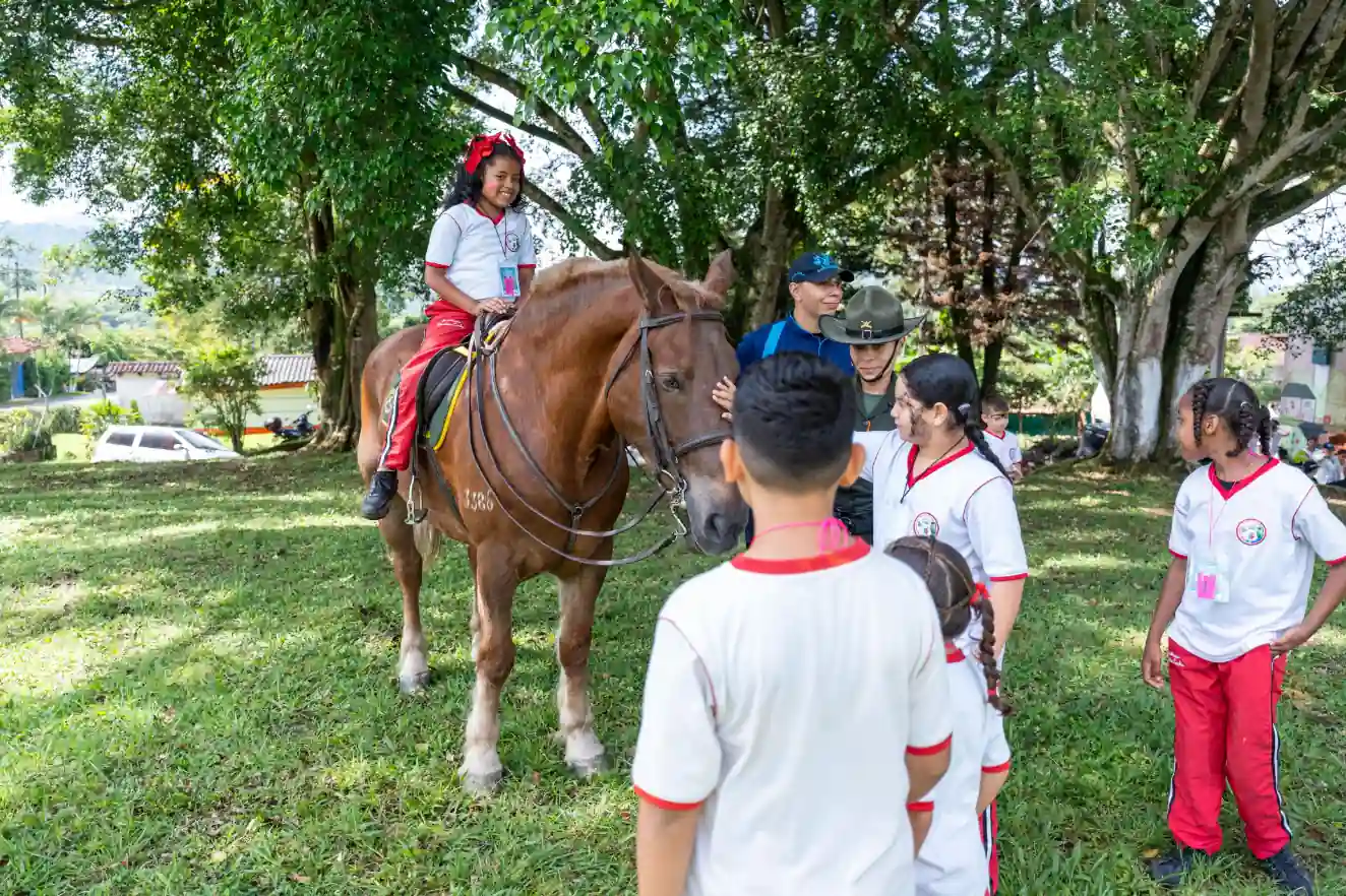 La seguridad alimentaria se siembra desde la escuela, se fortalece en comunidad y se impulsa desde la Gobernación