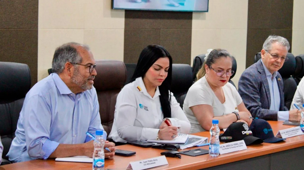 Colombia busca fortalecer cooperación con India en seguridad y defensa