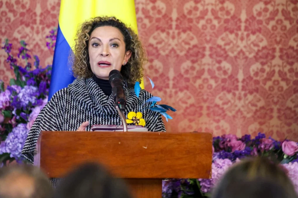 “No es hora de callar”: Colombia refuerza la respuesta del Estado frente a violencias contra mujeres periodistas