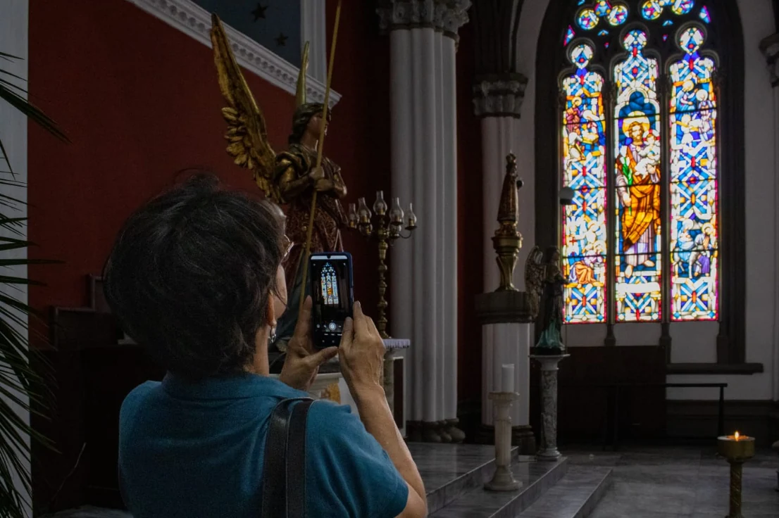 ADMIRANDO UNA IGLESIA ÚNICA EN PEREIRA